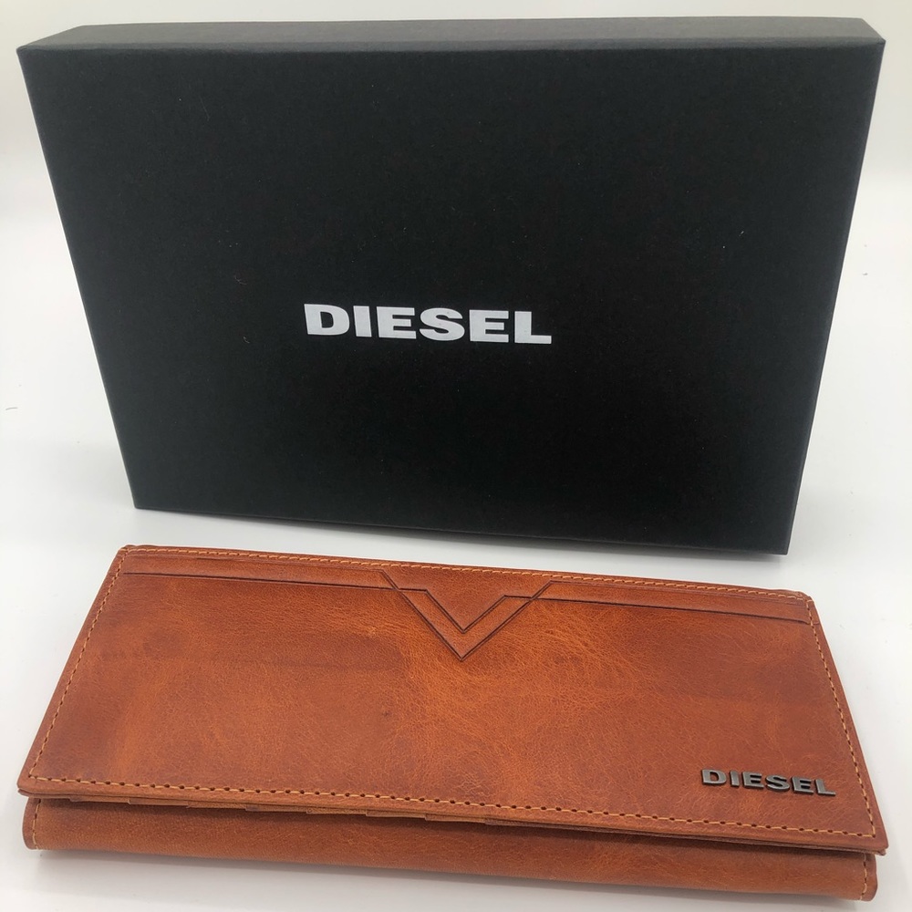 DIESEL Wallet Leather Credit Card ID Coin Purse